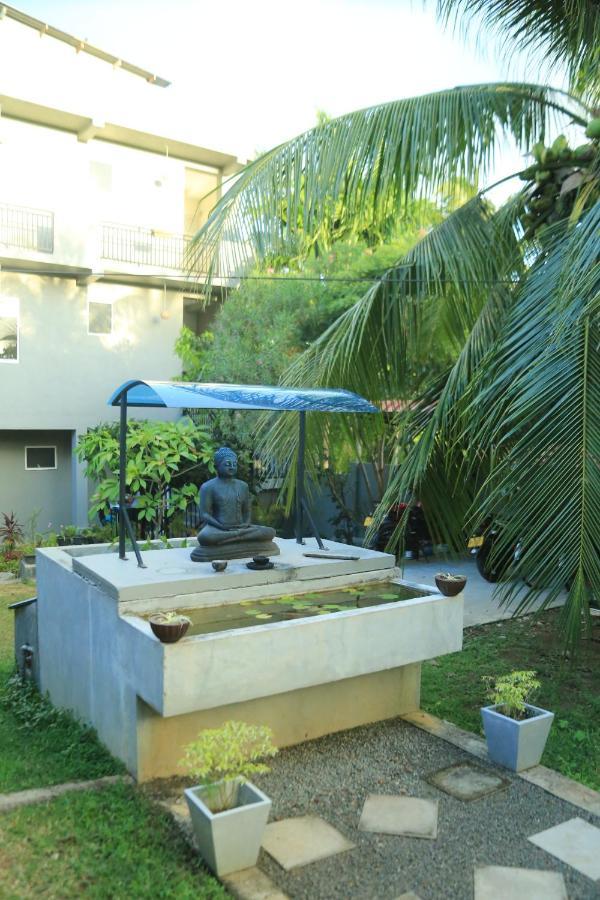 Sri villa Rest Hikkaduwa Exteriör bild