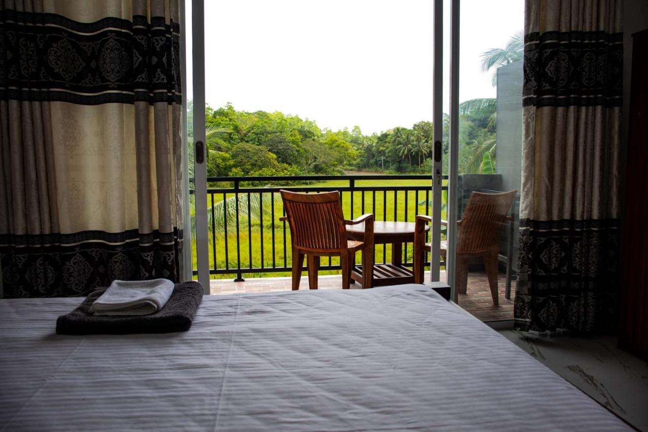 Sri villa Rest Hikkaduwa Exteriör bild